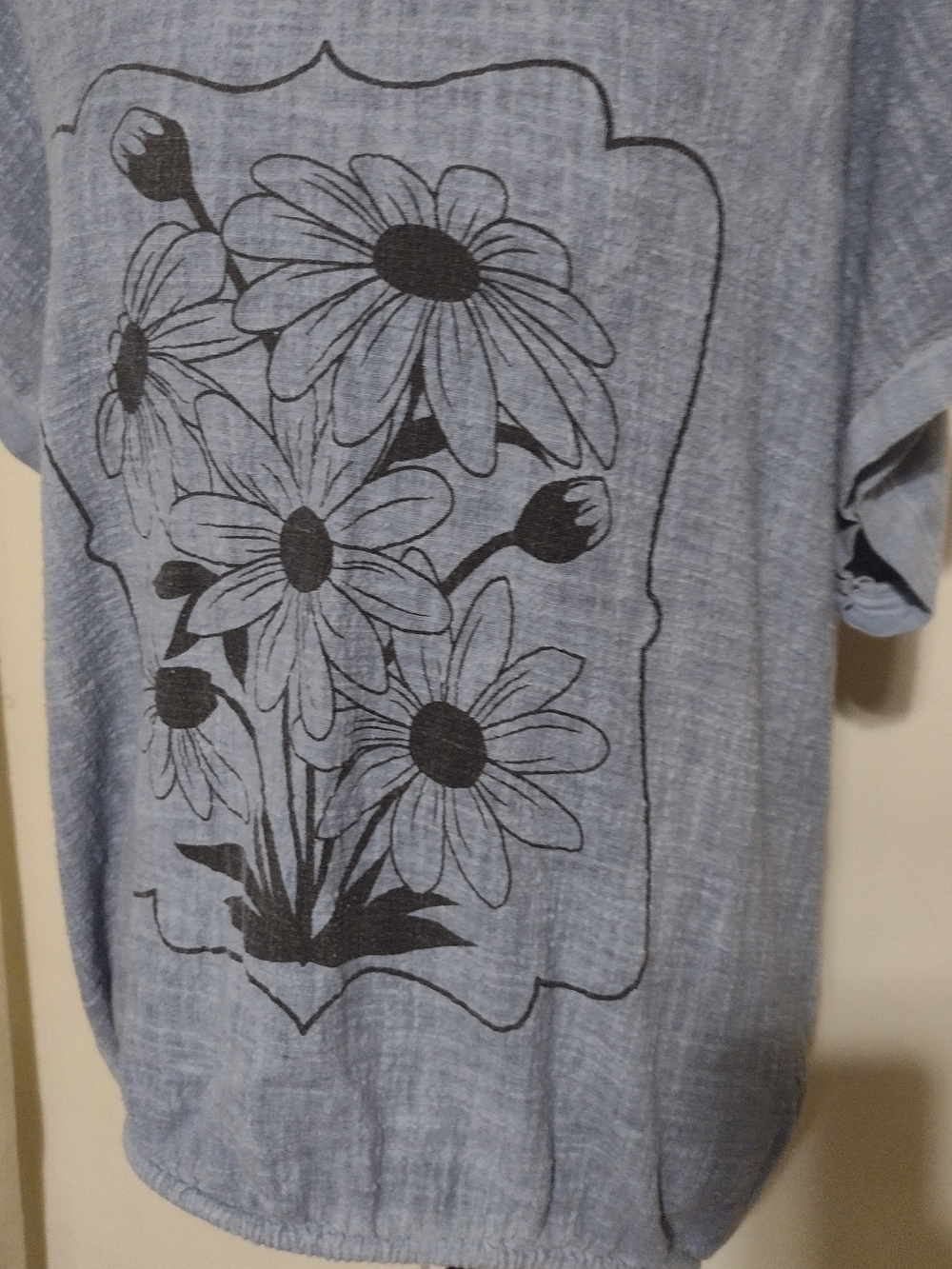 Arianna Women's Blue Floral Graphic Short-Sleeve Top - Picture 4 of 10